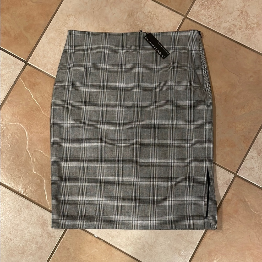 Banana Republic Gray Pencil Skirt with Slit